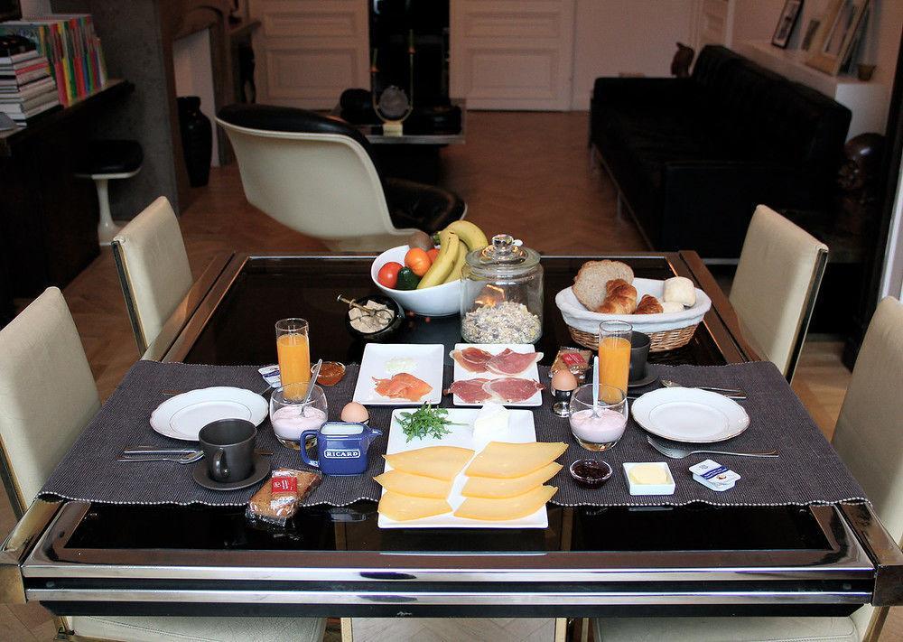 B&B Quatre20Cinq Antwerpen Buitenkant foto