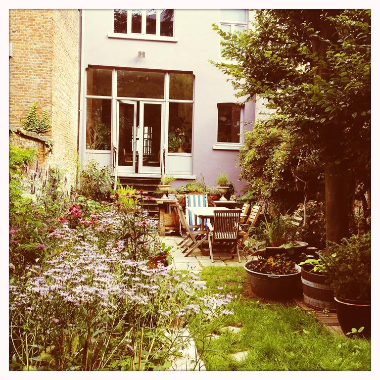 B&B Quatre20Cinq Antwerpen Buitenkant foto