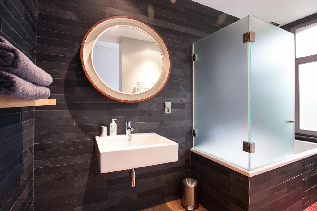 B&B Quatre20Cinq Antwerpen Buitenkant foto